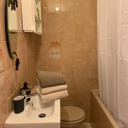 Appartamento Courcelles Cozy Place *