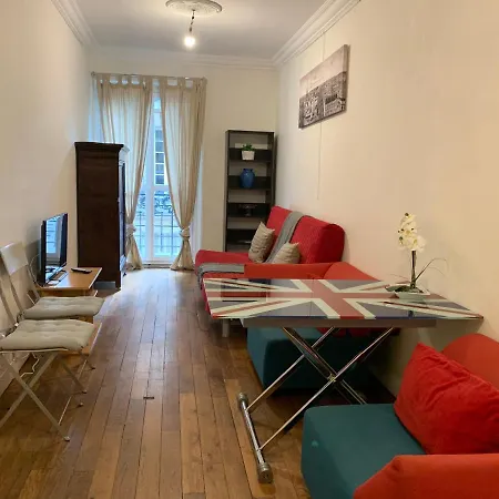 Courcelles Cozy Place * Parigi